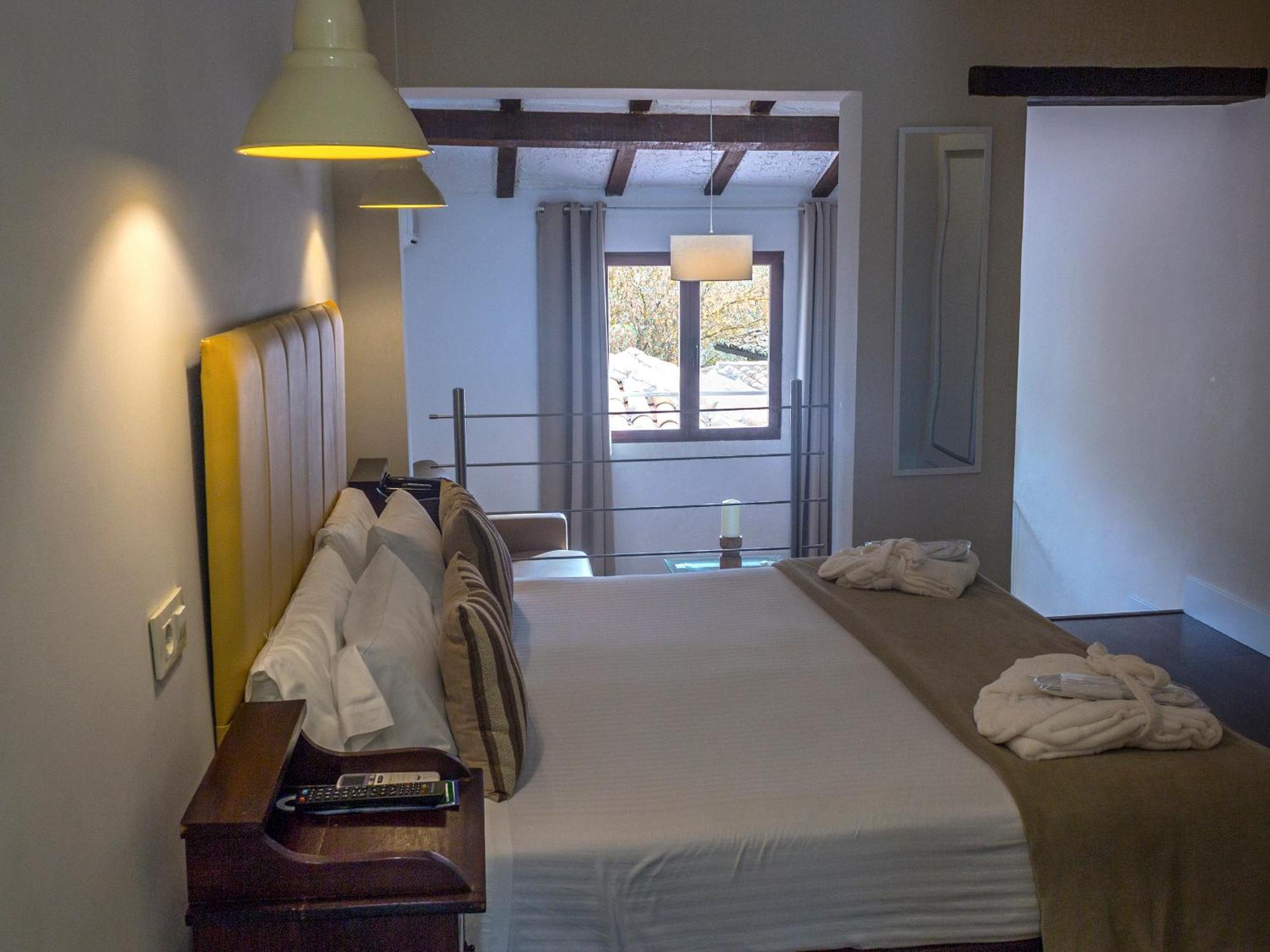 Hotel Resort Cueva del Fraile. Cuenca  Buitenkant foto