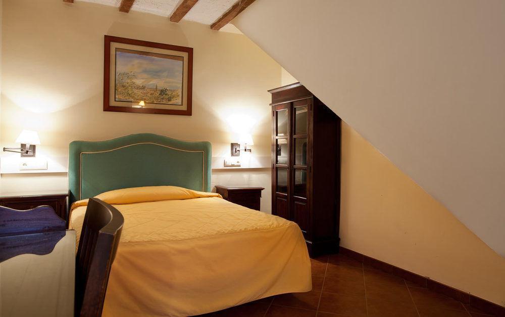 Hotel Resort Cueva del Fraile. Cuenca  Buitenkant foto