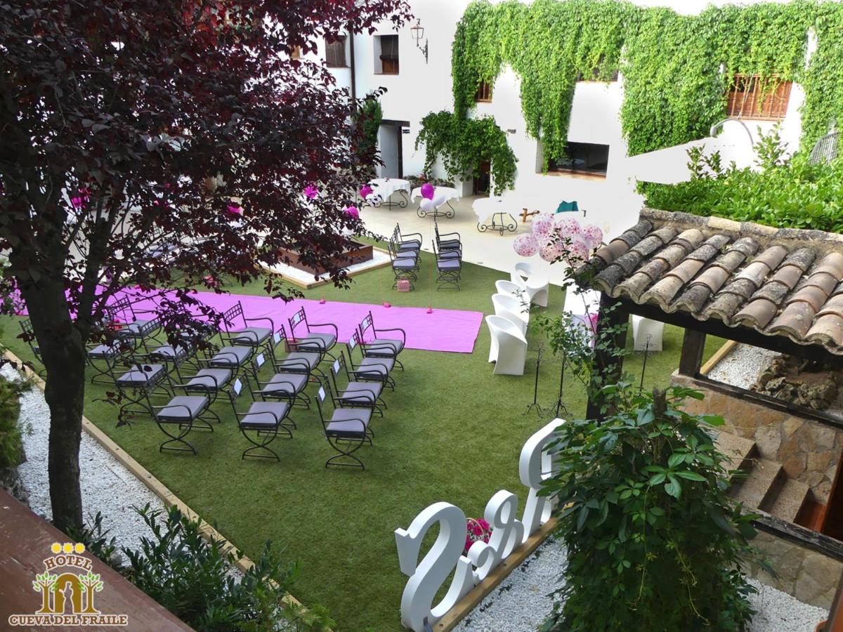 Hotel Resort Cueva del Fraile. Cuenca  Buitenkant foto